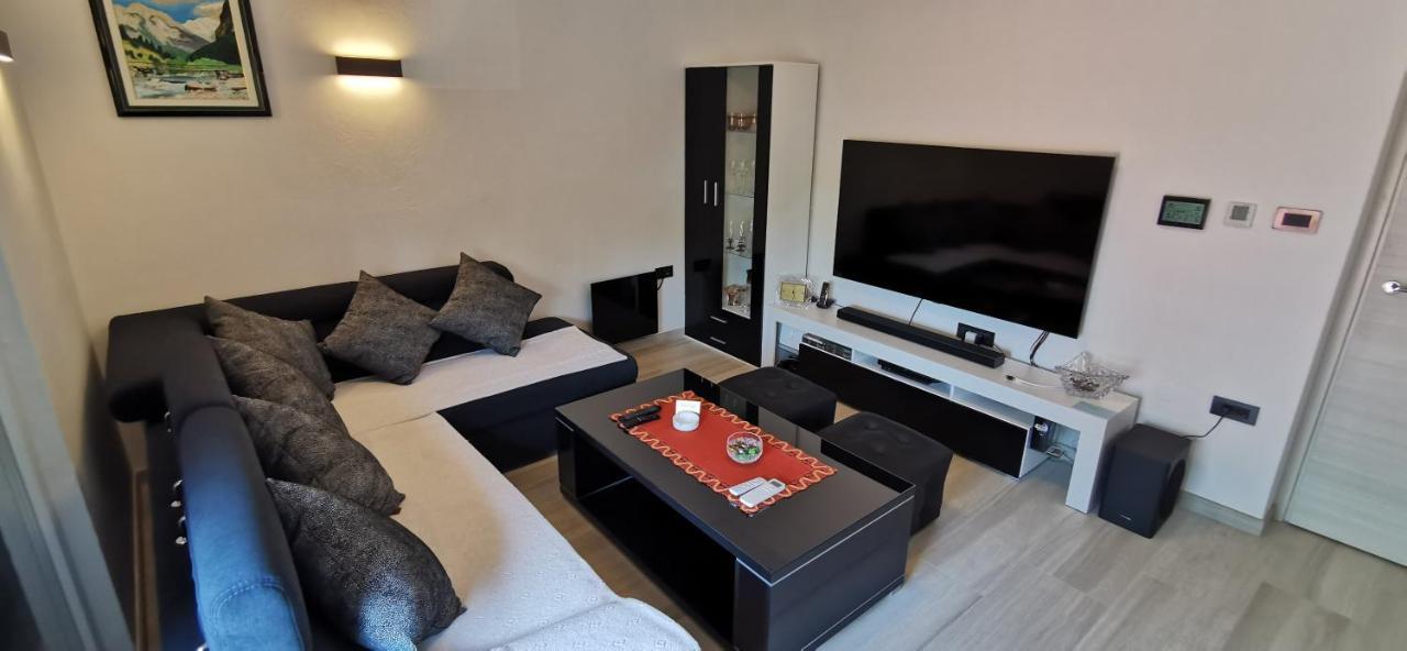 Apartman Perunika 塞尔瑟 外观 照片