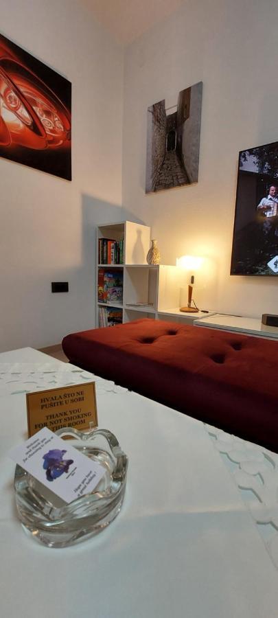 Apartman Perunika 塞尔瑟 外观 照片