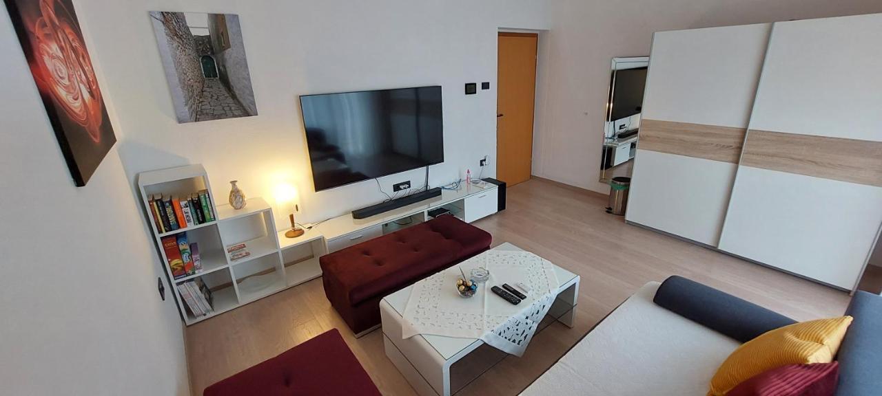 Apartman Perunika 塞尔瑟 外观 照片