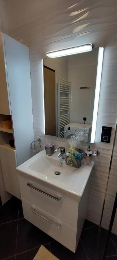 Apartman Perunika 塞尔瑟 外观 照片